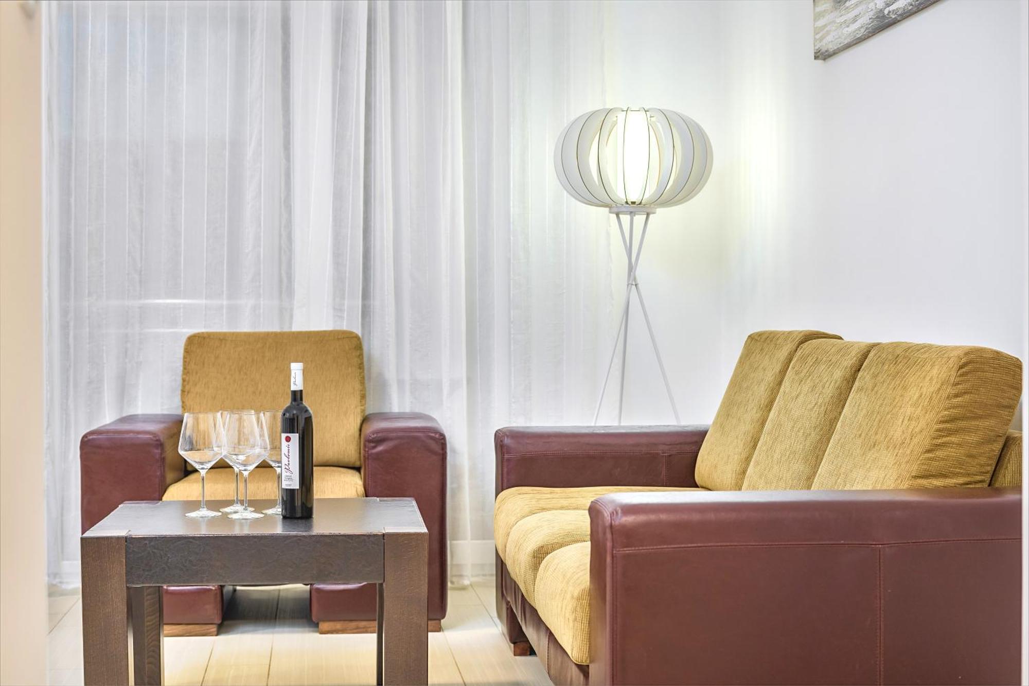 Apartmani Heta Alagic I セルツェ エクステリア 写真