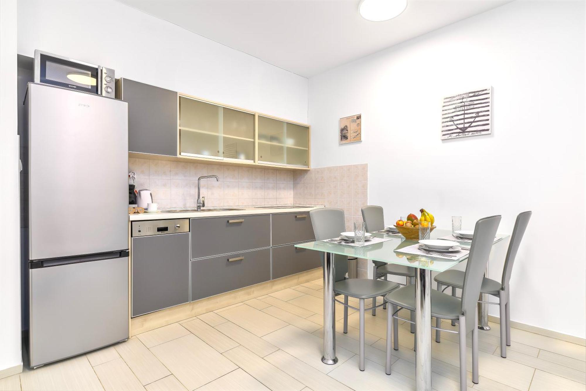 Apartmani Heta Alagic I セルツェ エクステリア 写真