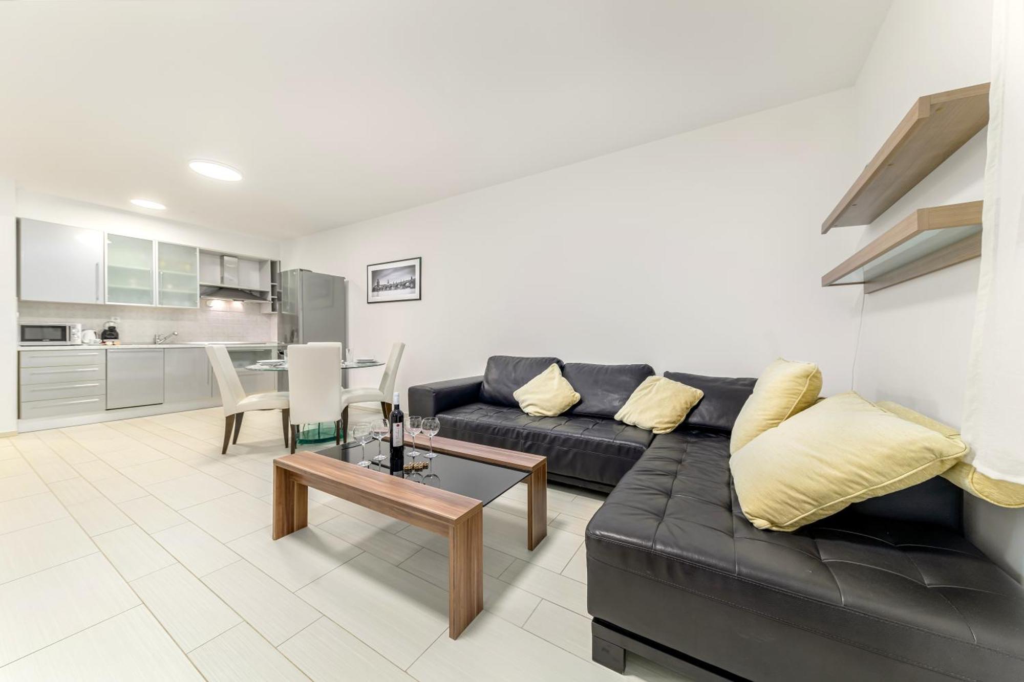 Apartmani Heta Alagic I セルツェ エクステリア 写真