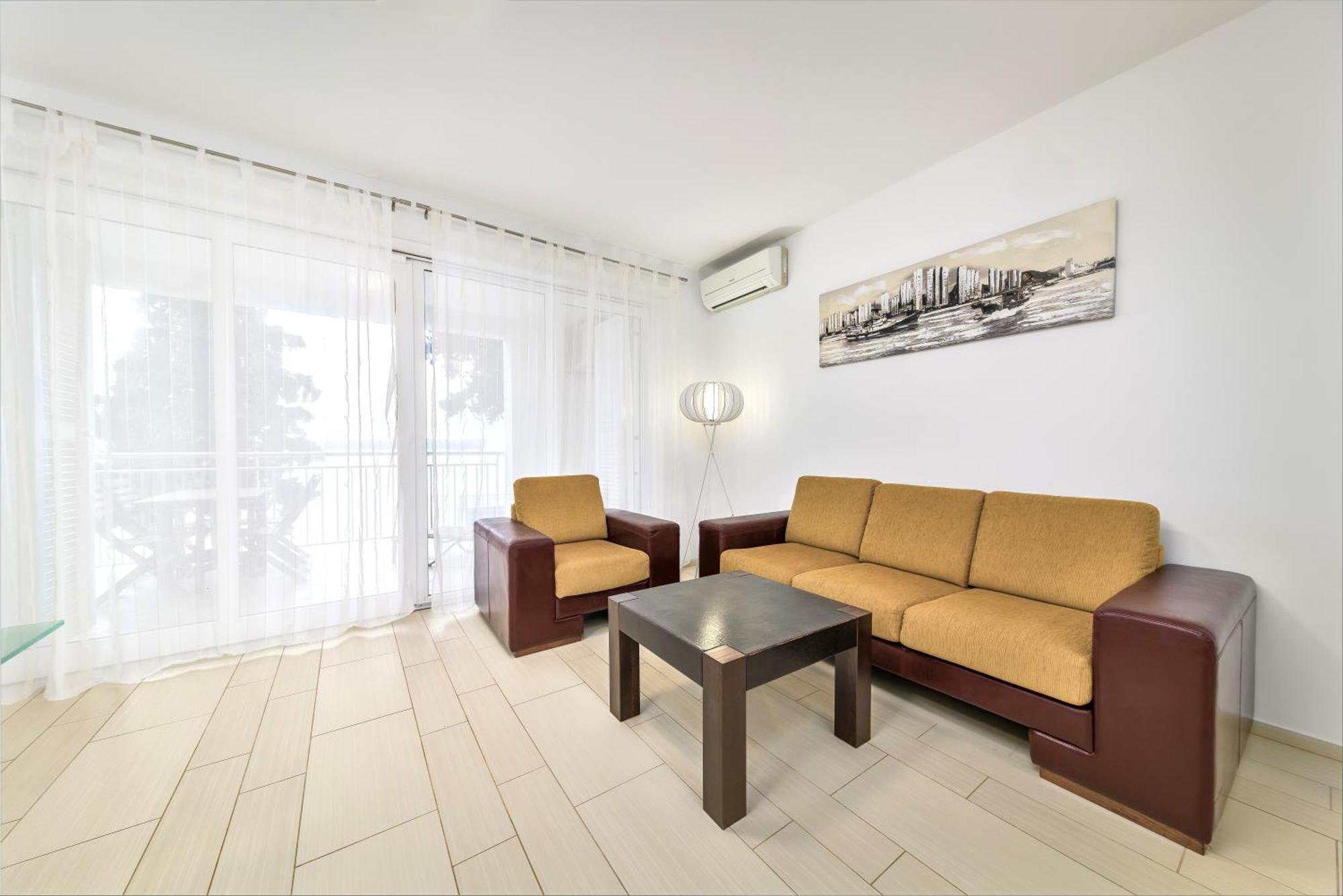 Apartmani Heta Alagic I セルツェ エクステリア 写真