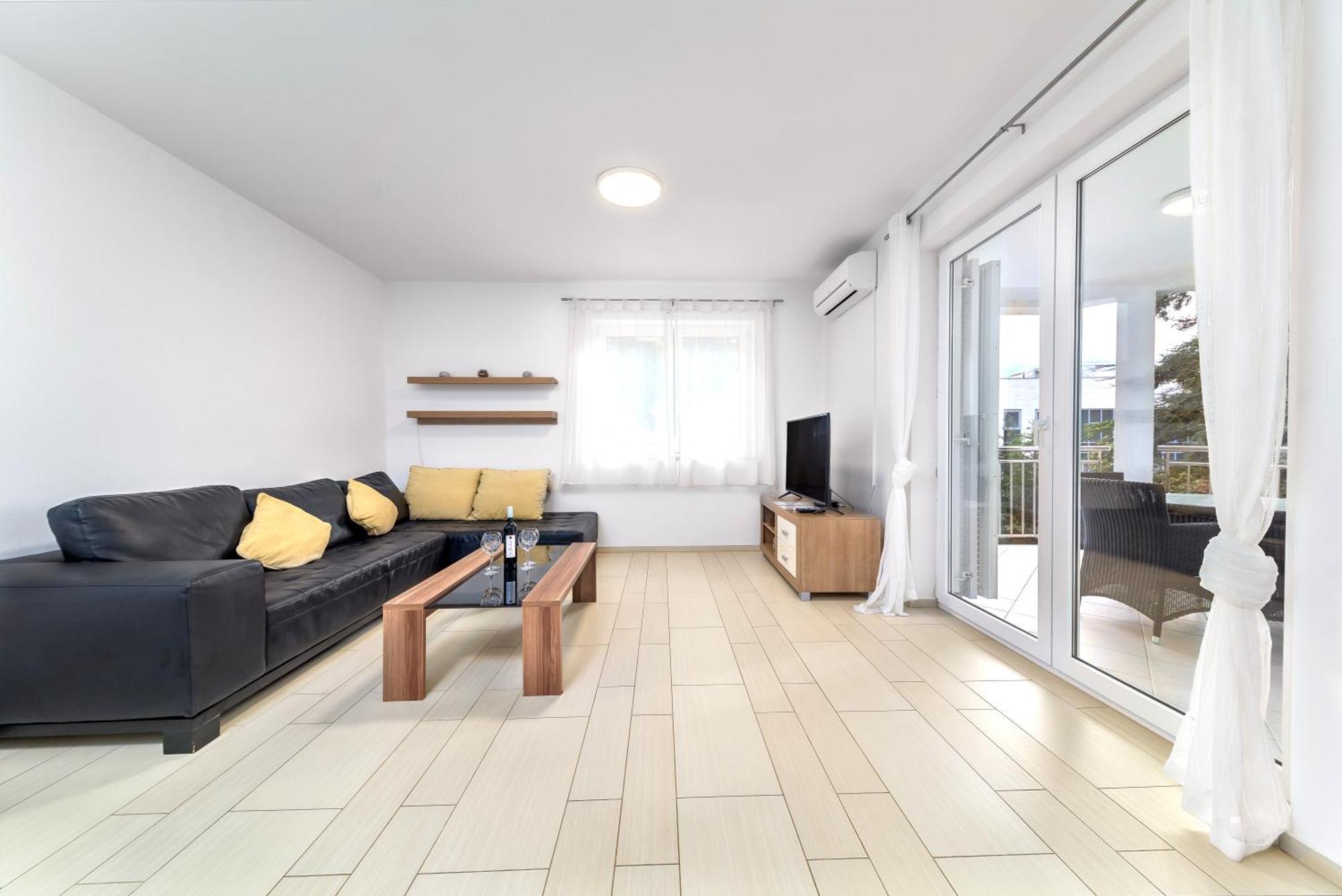 Apartmani Heta Alagic I セルツェ エクステリア 写真