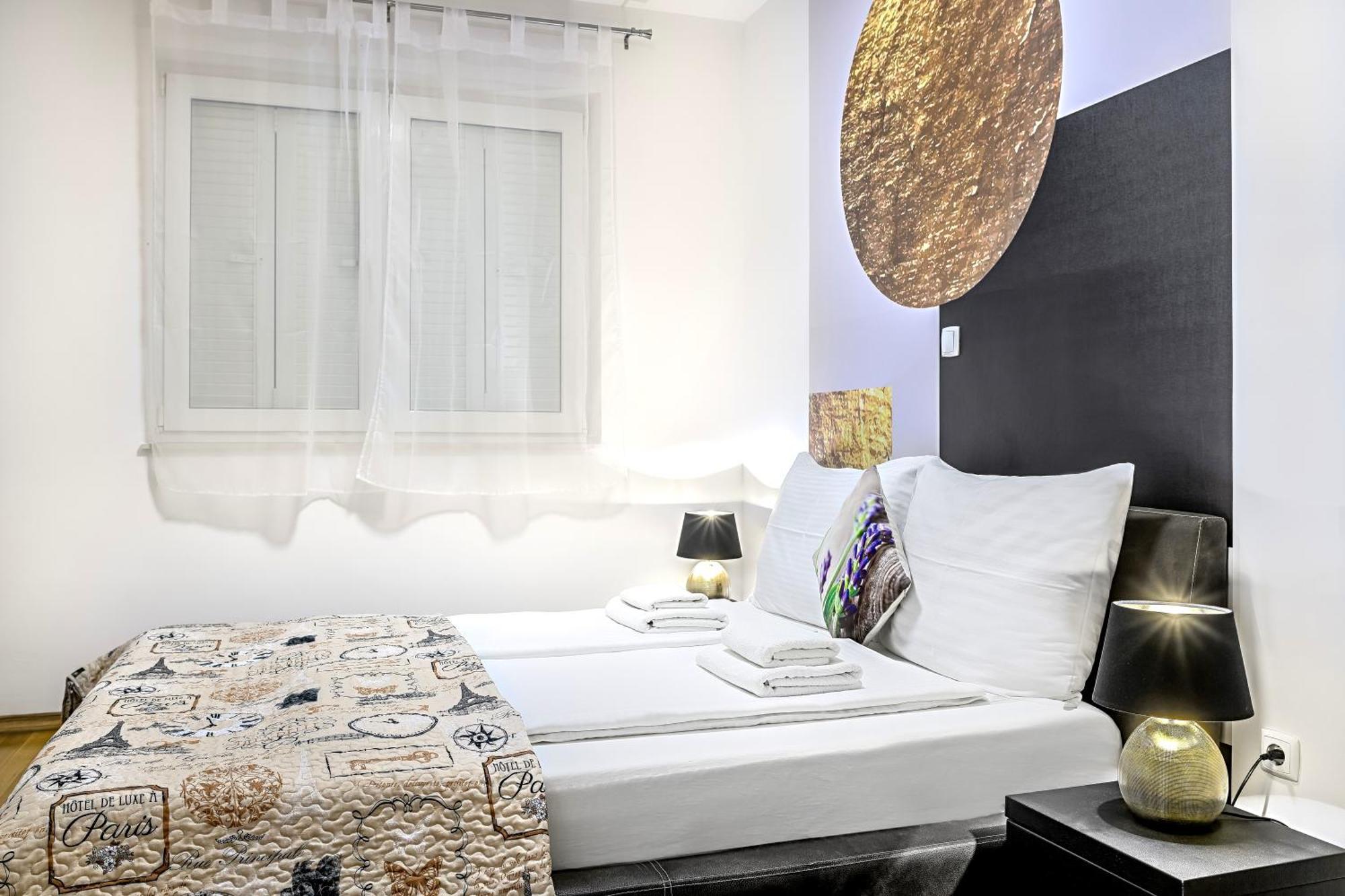 Apartmani Heta Alagic I セルツェ エクステリア 写真